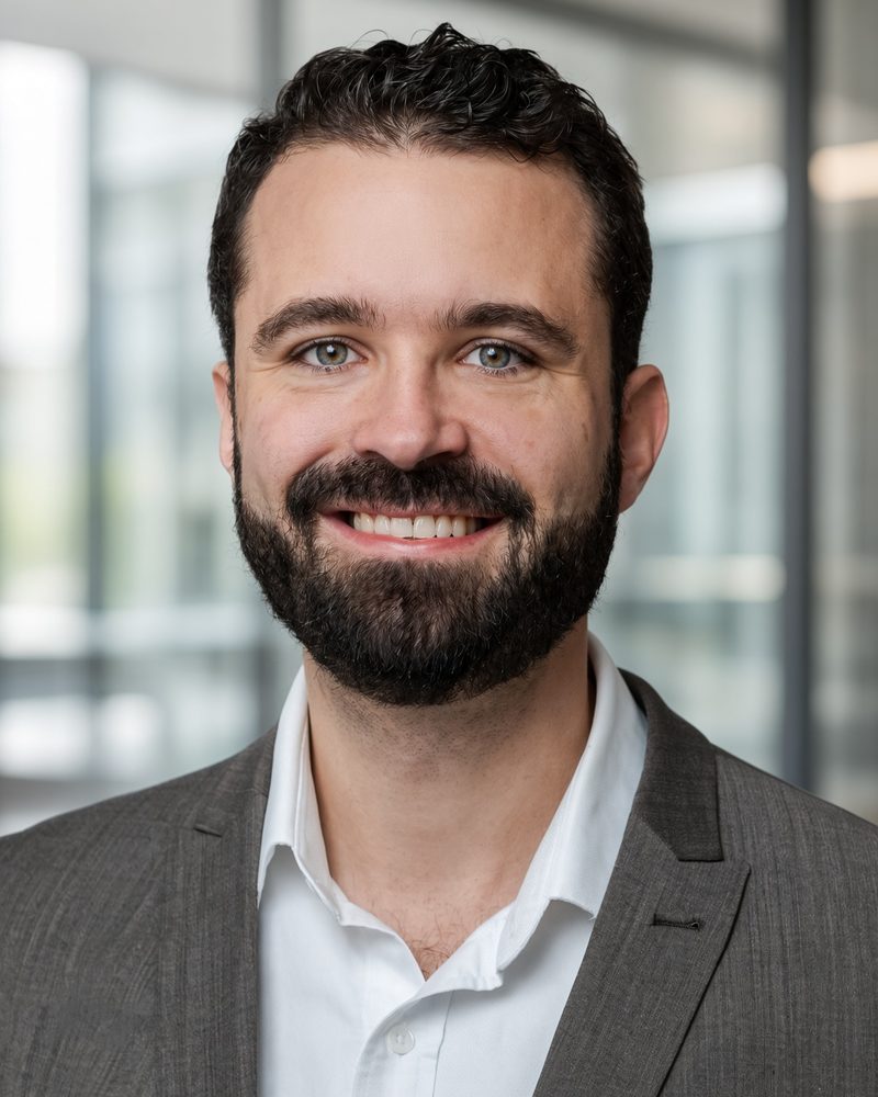 Portrait of Dr. Sebastian Schams
